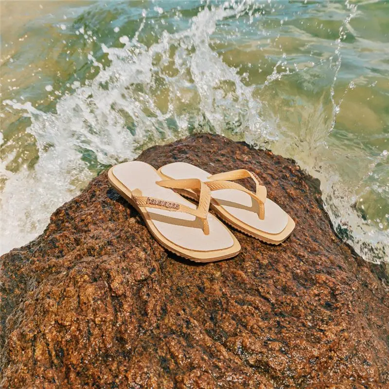 Women's Top Square Fusion Flip Flops - Image 2
